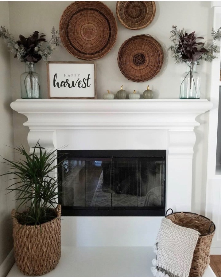 Fall mantle styling guide by the dotted bow how to decorate the perfect boho vintage fall mantlescape