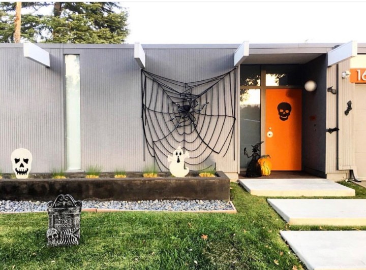 Halloween home decor trends