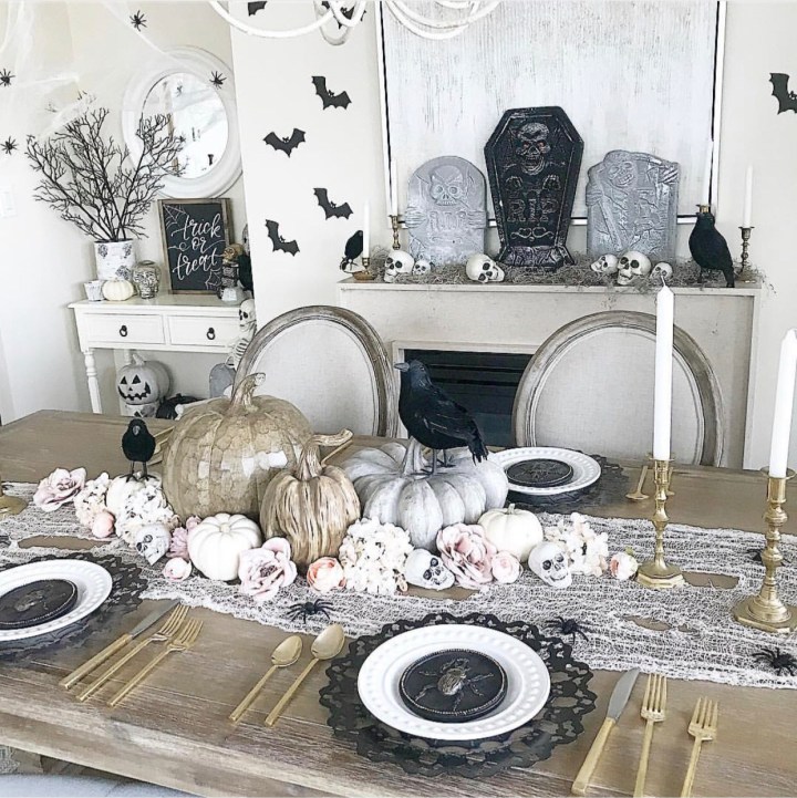 Halloween decor trends flying paper bats