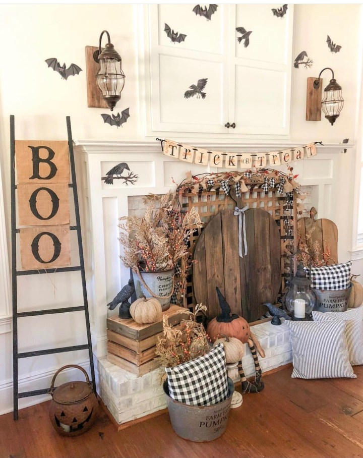 Halloween decor trends flying paper bats Halloween mantle