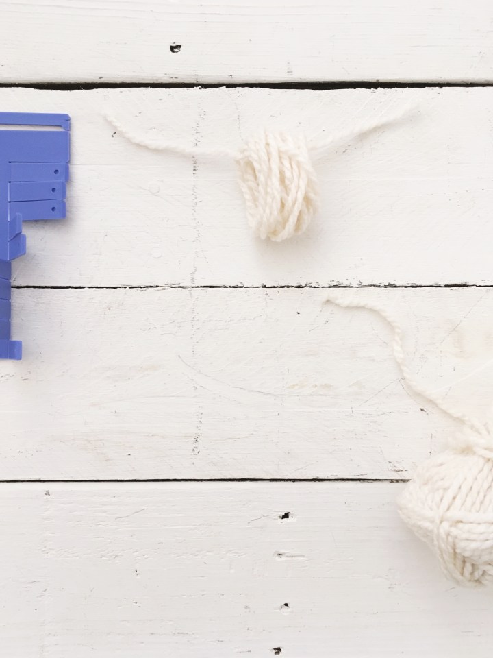 DIY Yarn Tassel Christmas Tree Wood Sign Handmade Christmas DIY Christmas