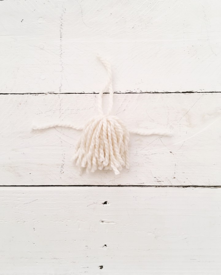 DIY Yarn Tassel Christmas Tree Wood Sign Handmade Christmas DIY Christmas